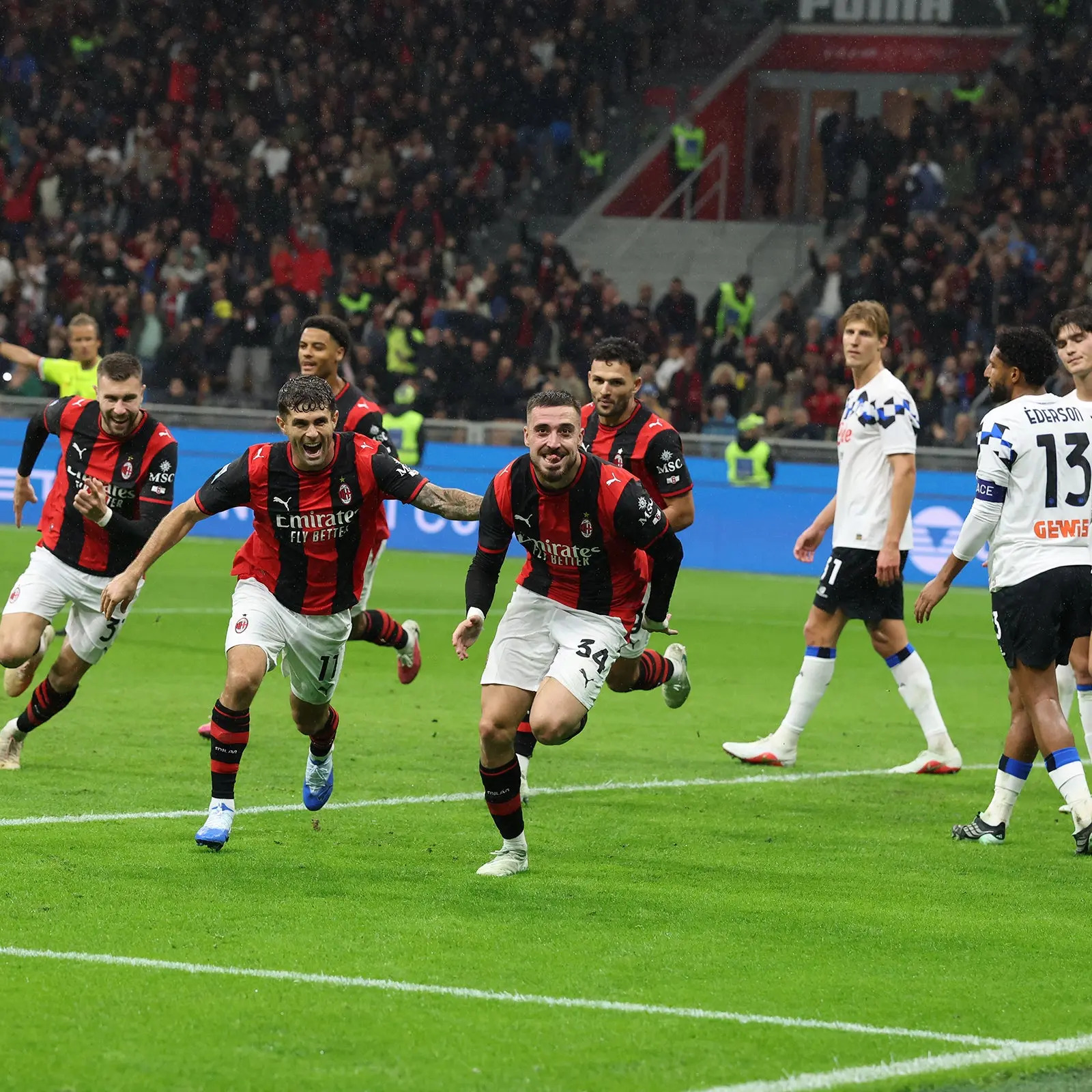Se juega el derbi de Milan y y los rossoneros buscarán la victoria.